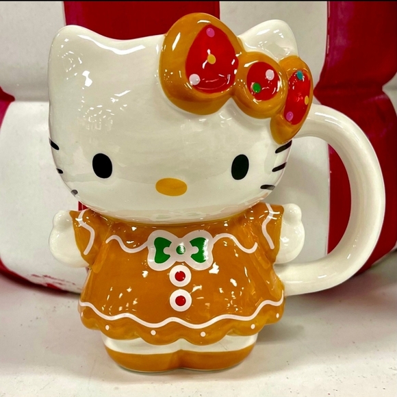 Hello Kitty Christmas Gingerbread Mug - Picture 3 of 6